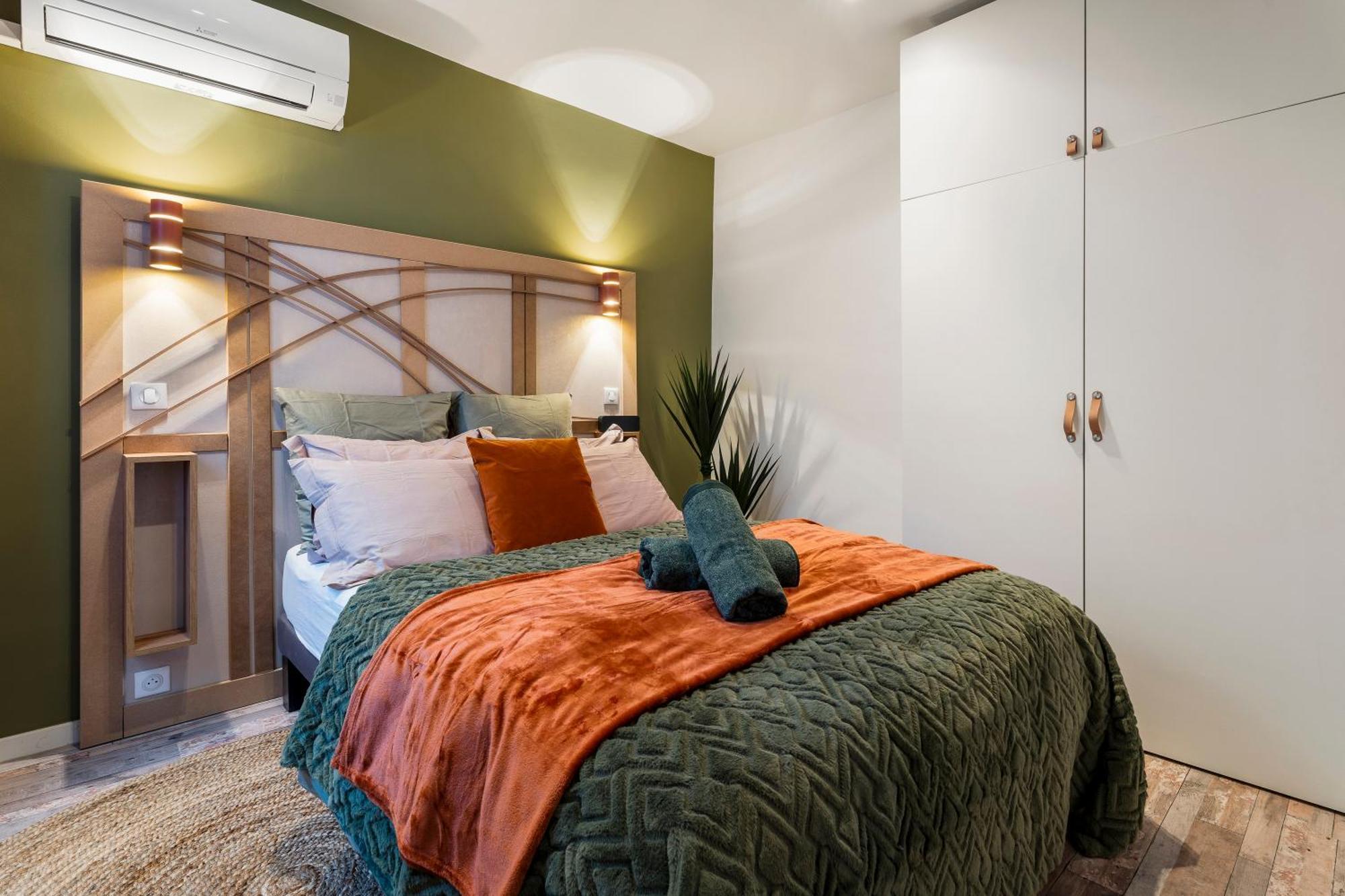 Renting - 9b Massena - Chic Escape In The Heart Of Comfort & Charm ! Apartment Nizza